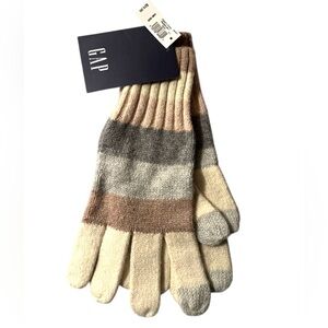 GAP Cream and Gray Cozy Knit Gloves